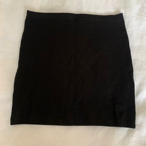 H&M black stretch cotton skirt